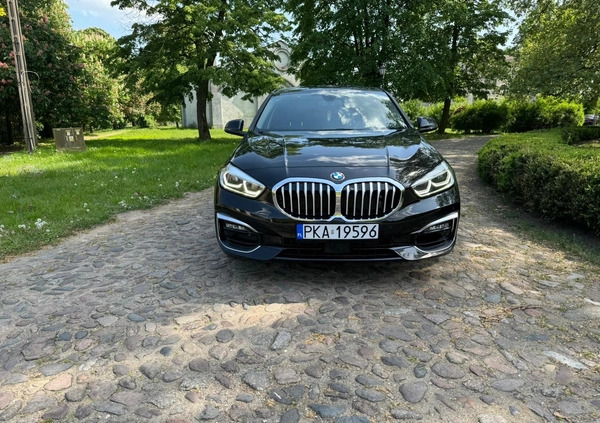 BMW Seria 1 cena 120000 przebieg: 36500, rok produkcji 2020 z Elbląg małe 121